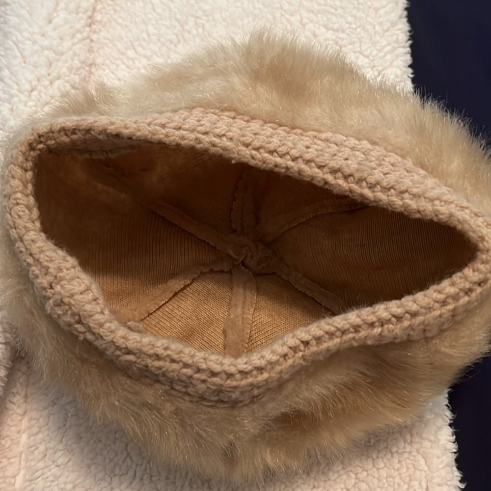 Elegant Tan Faux Fur Women's Hat - Picture 2 of 3